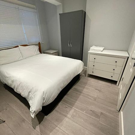 Vale Nky Apartment Rooms Лондон Екстериор снимка