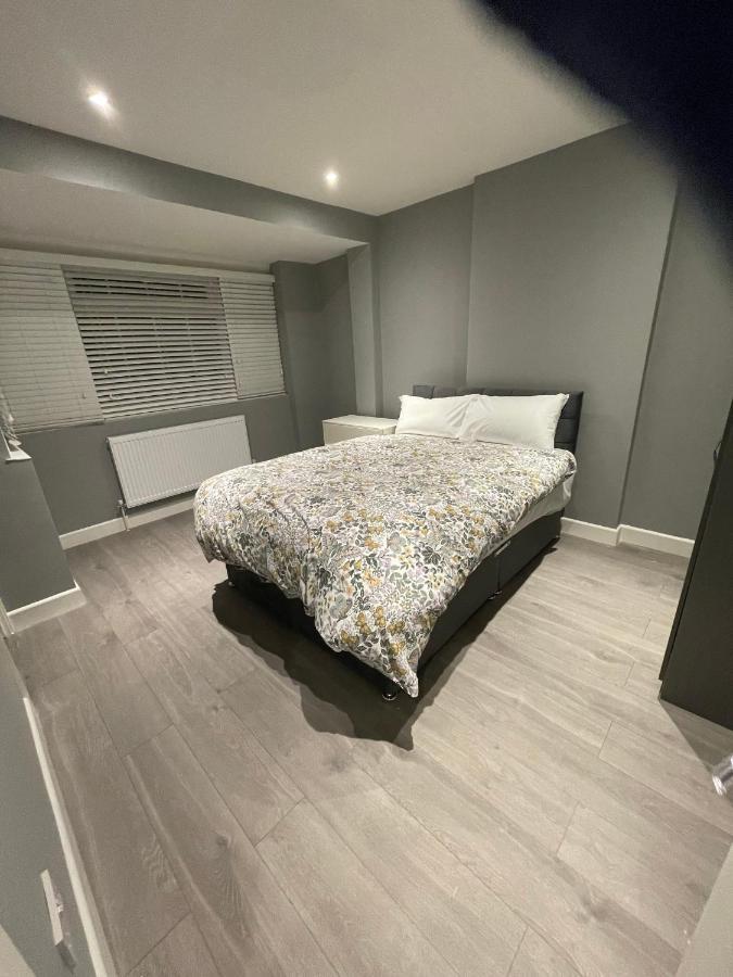 Vale Nky Apartment Rooms Лондон Екстериор снимка