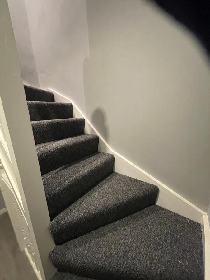 Vale Nky Apartment Rooms Лондон Екстериор снимка