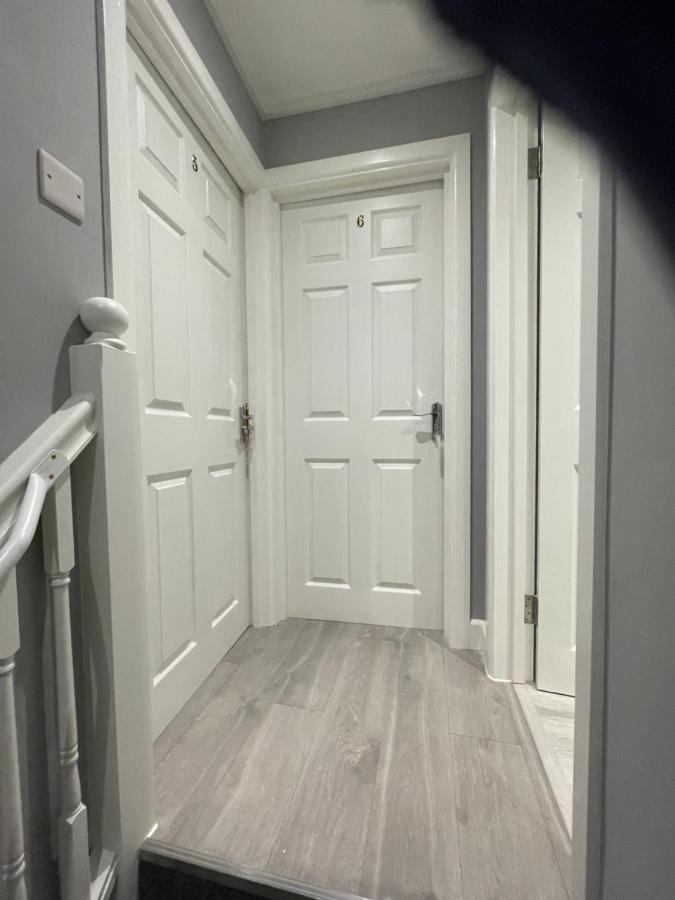 Vale Nky Apartment Rooms Лондон Екстериор снимка